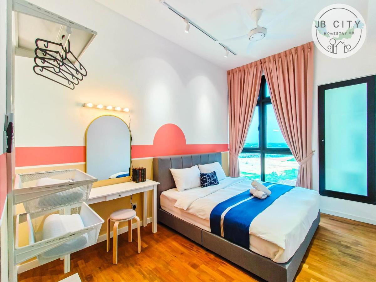 Paradigm By Jbcity Apartment *