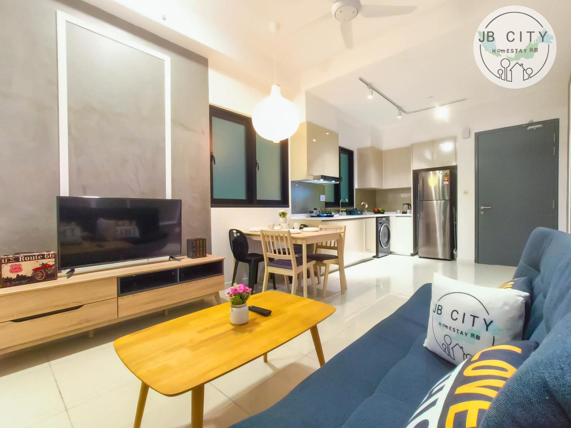 Paradigm By Jbcity Apartment