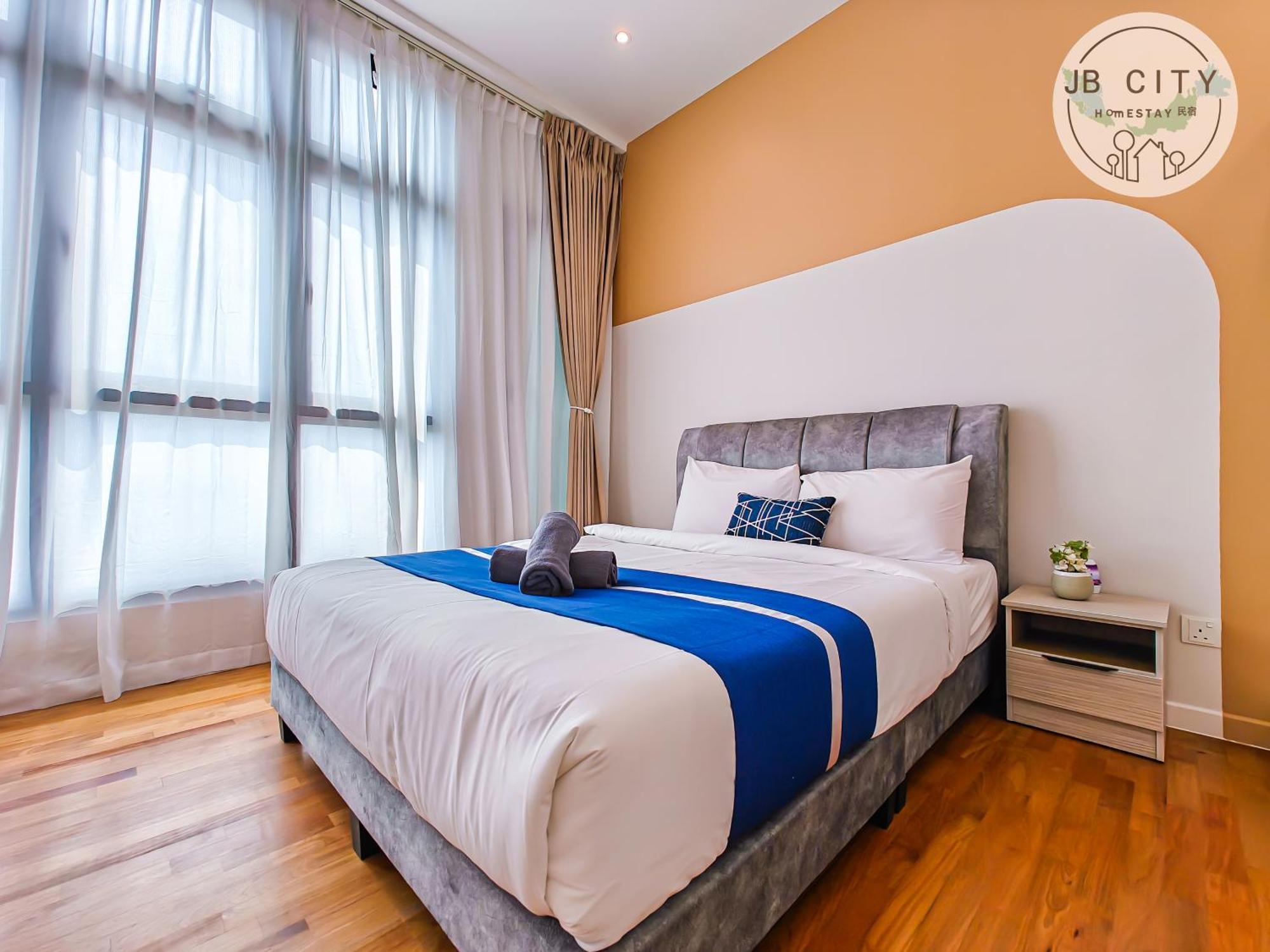 Paradigm By Jbcity Apartment *